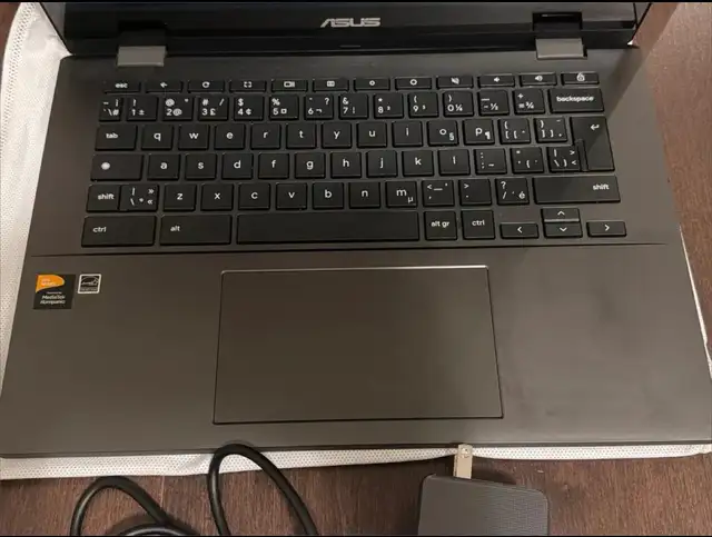 ASUS CM14 Flip 14' Touchscreen 2-in-1 - Photo 2