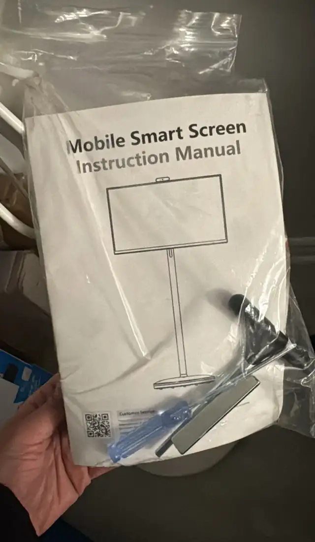 ApoloSign 32 inch 4K UHD Smart Portable TV 2nd Gen - Photo 3