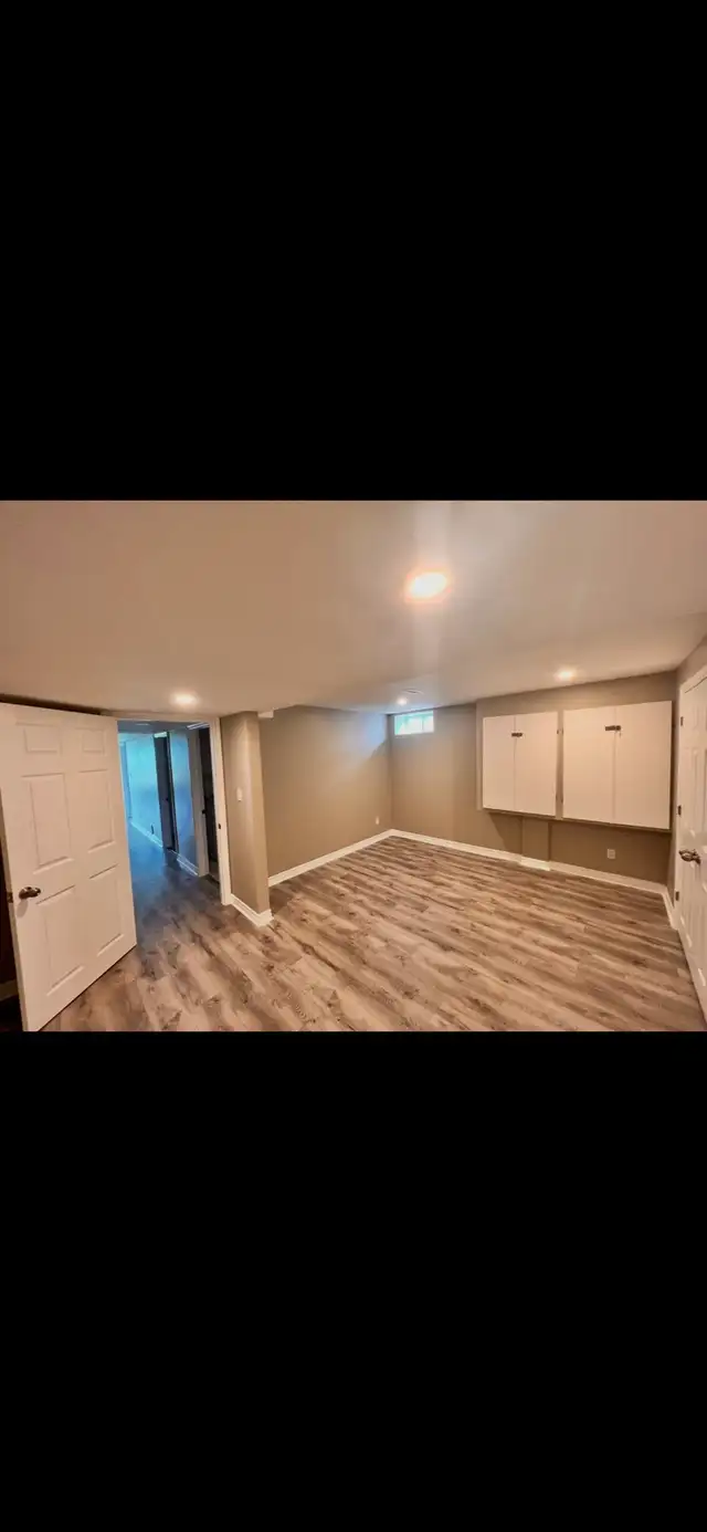 A 2 1 bedroom apartment walking out  basement - Photo 7