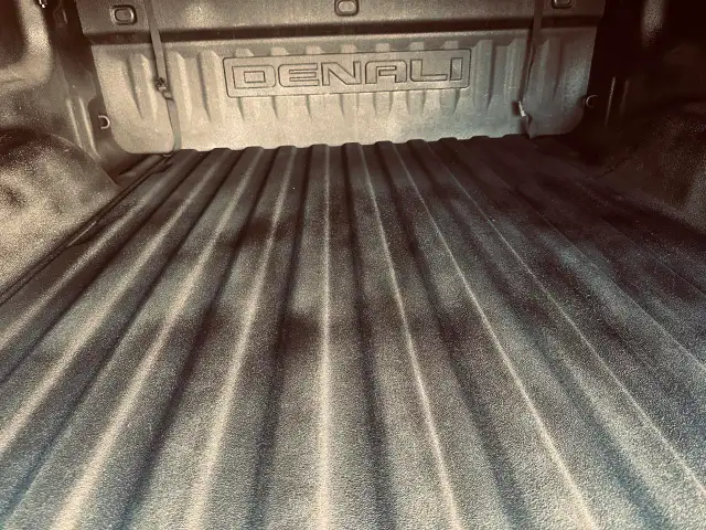 2016 GMC Sierra 1500 4WD Crew Cab Denali Ultimate 6.2 L In Black - Photo 13