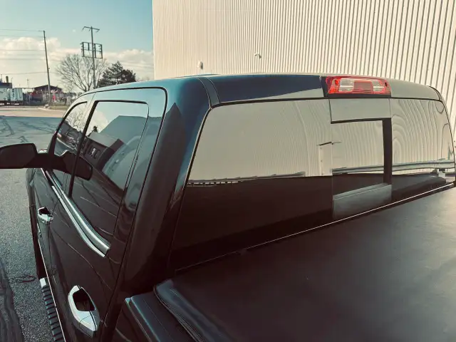 2016 GMC Sierra 1500 4WD Crew Cab Denali Ultimate 6.2 L In Black - Photo 17