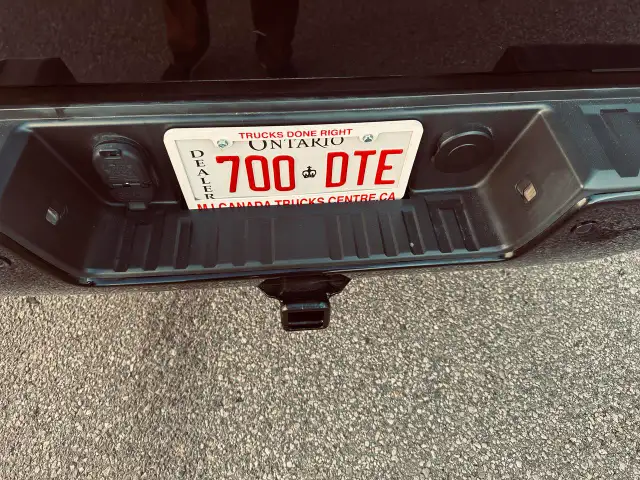 2016 GMC Sierra 1500 4WD Crew Cab Denali Ultimate 6.2 L In Black - Photo 26