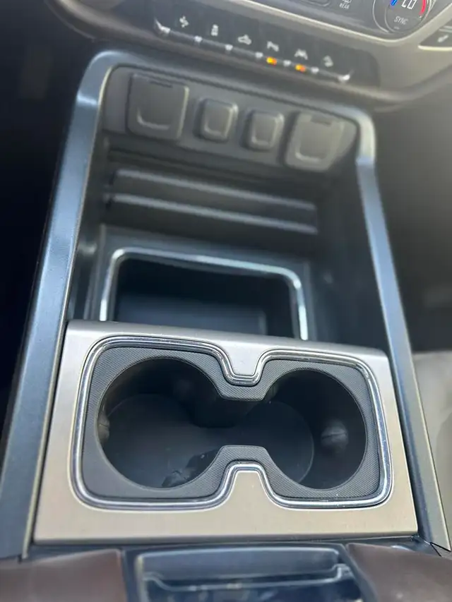 2016 GMC Sierra 1500 4WD Crew Cab Denali Ultimate 6.2 L In Black - Photo 33