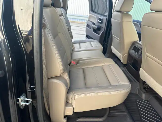 2016 GMC Sierra 1500 4WD Crew Cab Denali Ultimate 6.2 L In Black - Photo 49