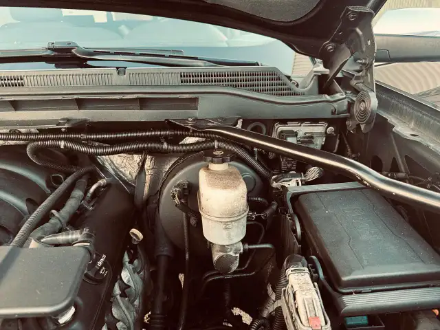 2016 GMC Sierra 1500 4WD Crew Cab Denali Ultimate 6.2 L In Black - Photo 57