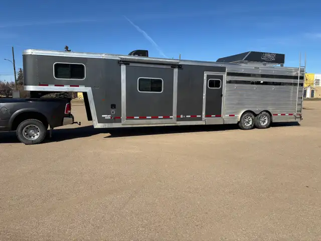 2019 Logan Coach Stock Combo Living Quarters