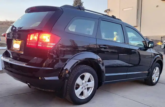 2017 Dodge Journey FWD, 2.4lt, 5 Seater, ONLY $5,999 Quick Sale! - Photo 6