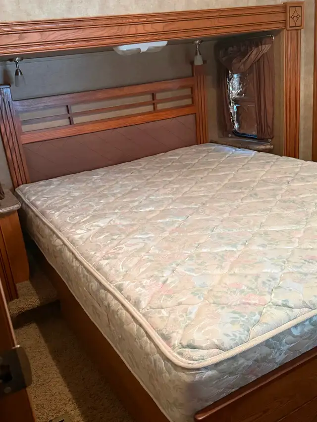 2012 Sabre fifth with bunkhouse - Photo 2