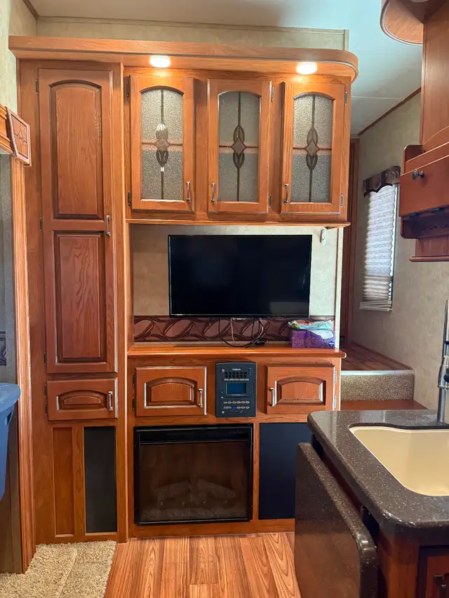 2012 Sabre fifth with bunkhouse - Photo 6