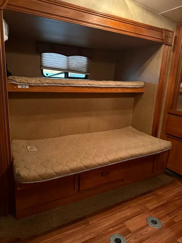 2012 Sabre fifth with bunkhouse - Photo 8