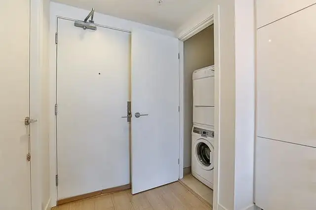 温哥华Downtown市中心高档社区一室一厅出租 - Photo 3