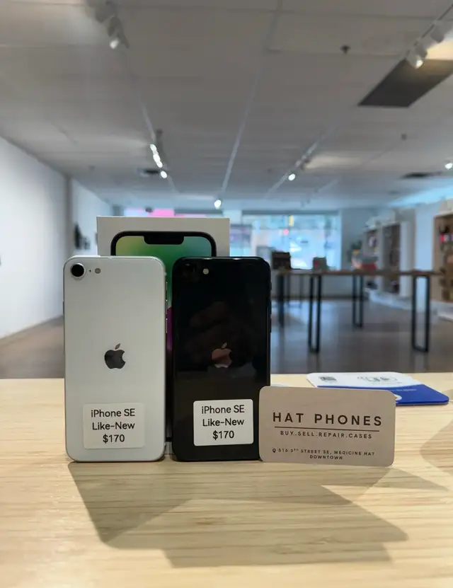 iPhone SE 2nd Gen - HAT PHONES