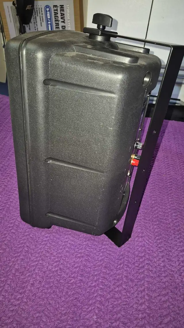 Yorkville Speekers - Photo 5