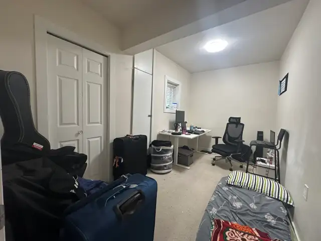 Two bedroom suite for rent - Photo 2