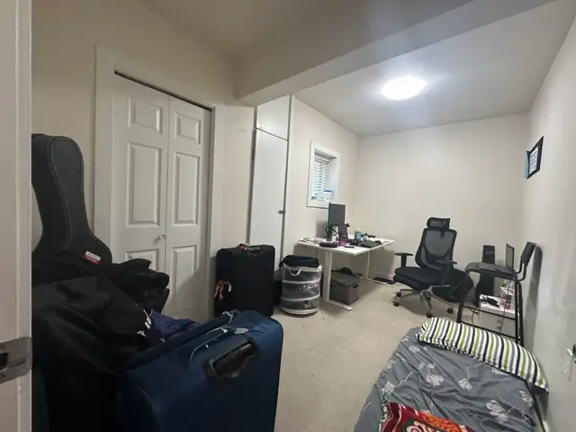 Two bedroom suite for rent - Photo 4