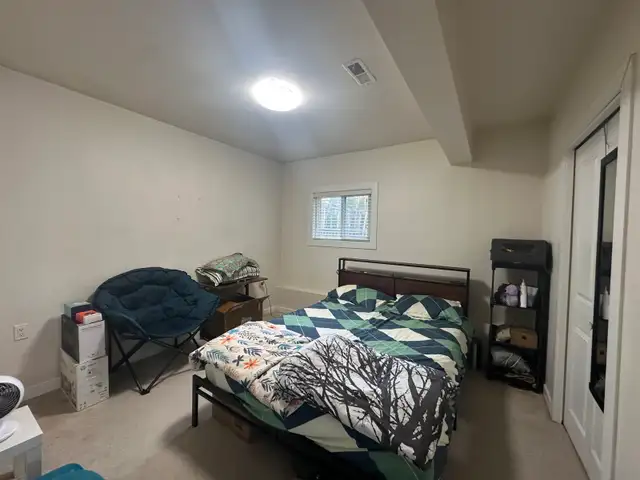 Two bedroom suite for rent - Photo 8