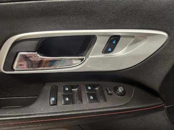 2015 Chevrolet Equinox LT - Photo 16