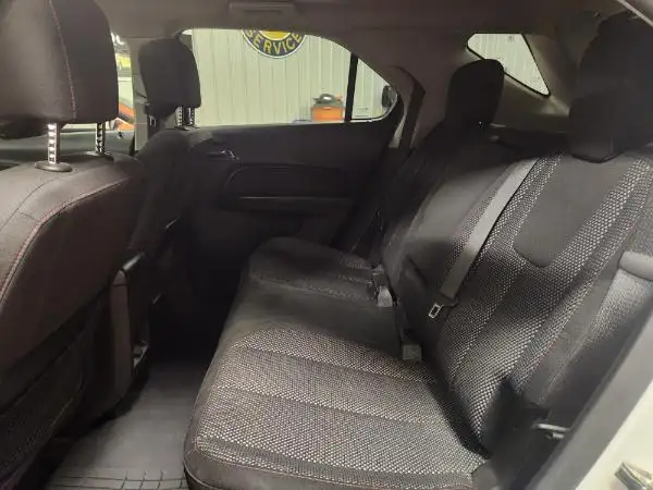 2015 Chevrolet Equinox LT - Photo 24