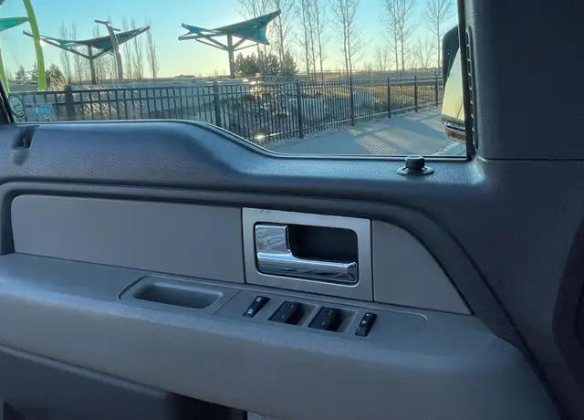 2009 Ford F150 Supercab - Photo 9