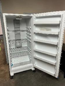 new whirlpool 18 cu foot freezer