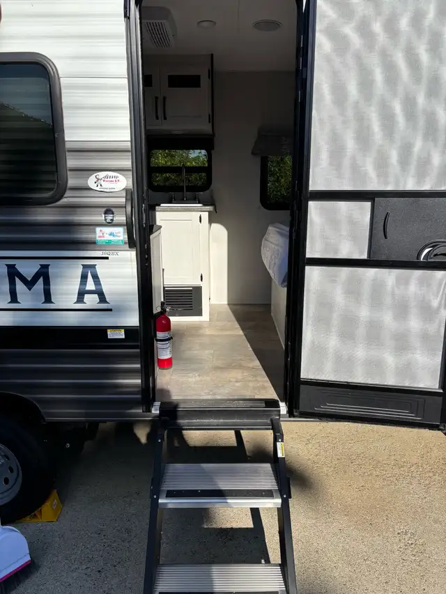 2023 Ultralite Palamino Puma - Photo 3