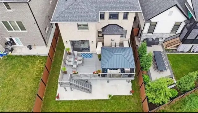 Stunning basement apartment in Doon South - Photo 4