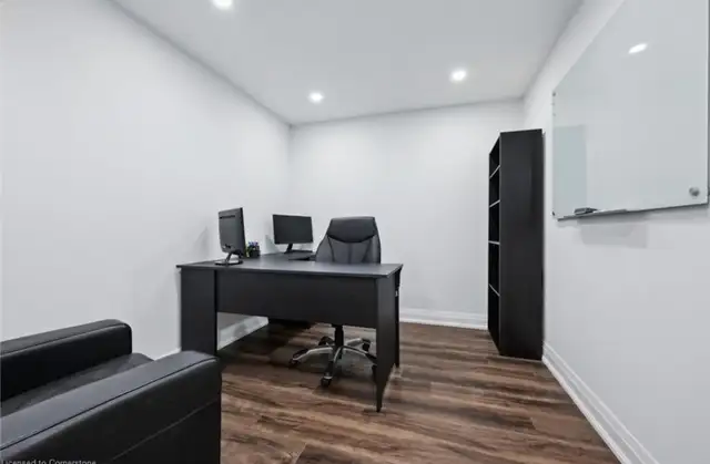 Stunning basement apartment in Doon South - Photo 12