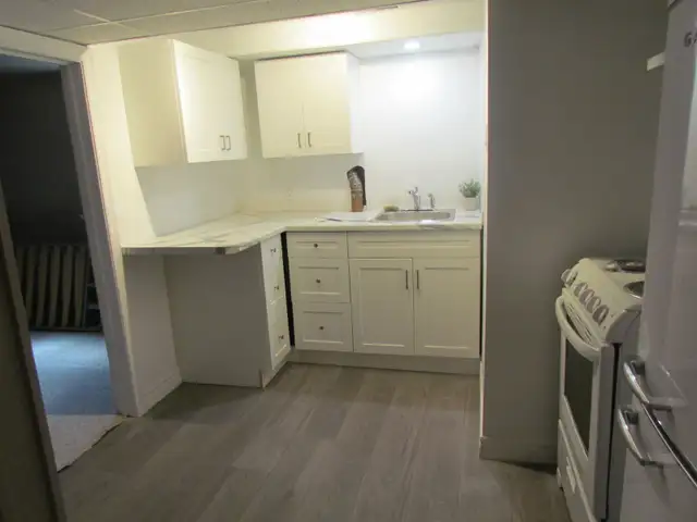 IMMEDIATE POSSESSION NORTH SARNIA RENTAL