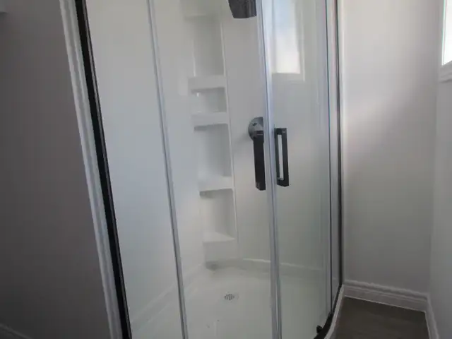 IMMEDIATE POSSESSION NORTH SARNIA RENTAL - Photo 3