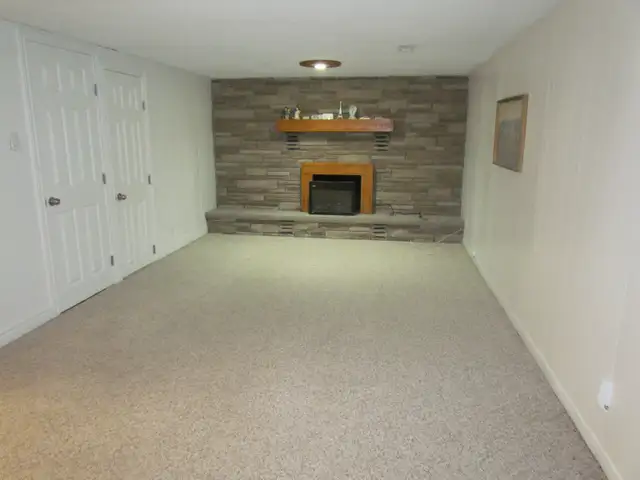 IMMEDIATE POSSESSION NORTH SARNIA RENTAL - Photo 9