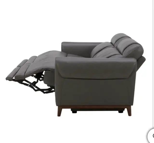 Grey leather power reclining sofa - Photo 4