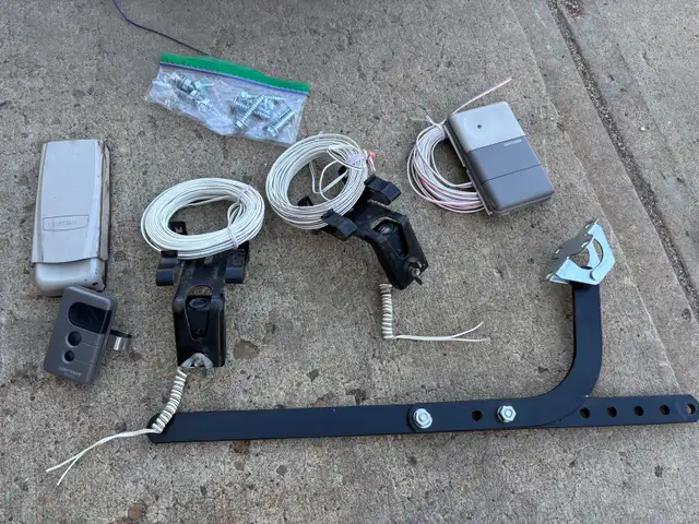 7’ Garage Door Opener - Photo 4