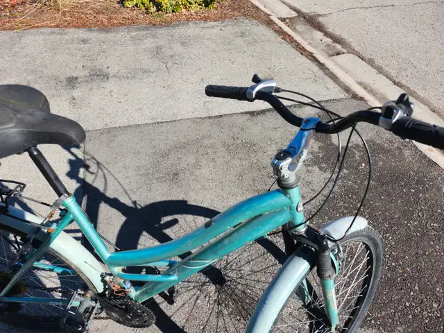 Ladies Commuter Bike For Sale - Photo 8