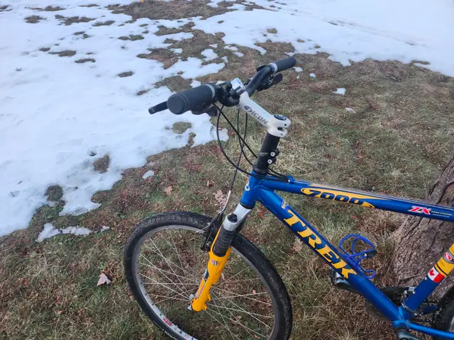 Adult Mountain Bike For Sale - Photo 6