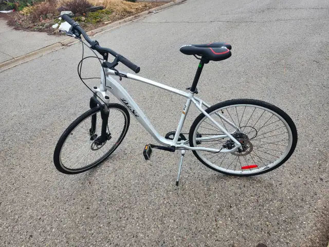 Adult Commuter Bike For Sale - Photo 3