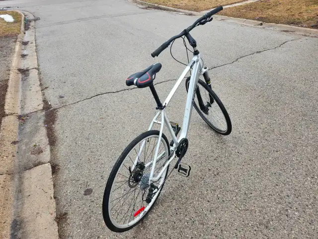 Adult Commuter Bike For Sale - Photo 4