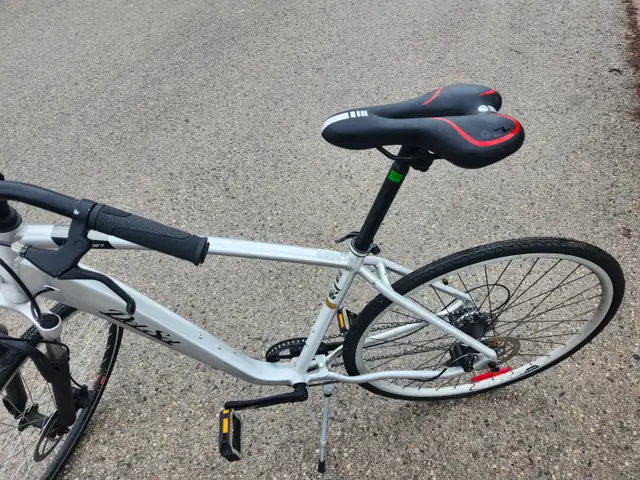 Adult Commuter Bike For Sale - Photo 10