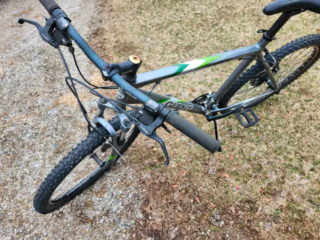 Adult Mountain Bike For Sale - Photo 4