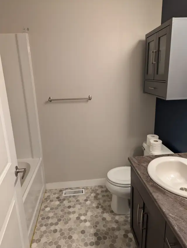 3 Bed 2.5 Bath in St Boniface / Old St Vital - Photo 5