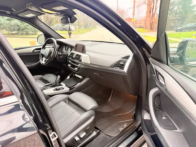 2018 BMW X3 Sport AWD – Fully Loaded – Mint Condition - Photo 7