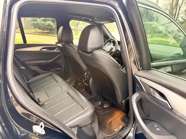 2018 BMW X3 Sport AWD – Fully Loaded – Mint Condition - Photo 8