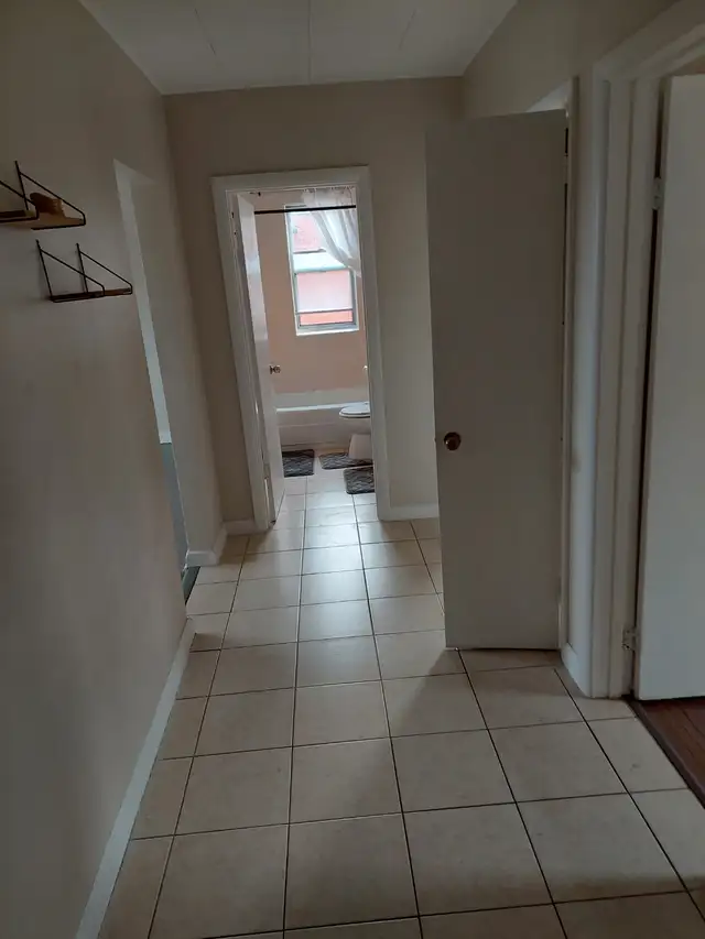 2 Bedroom Apartment for Rent - Photo 2