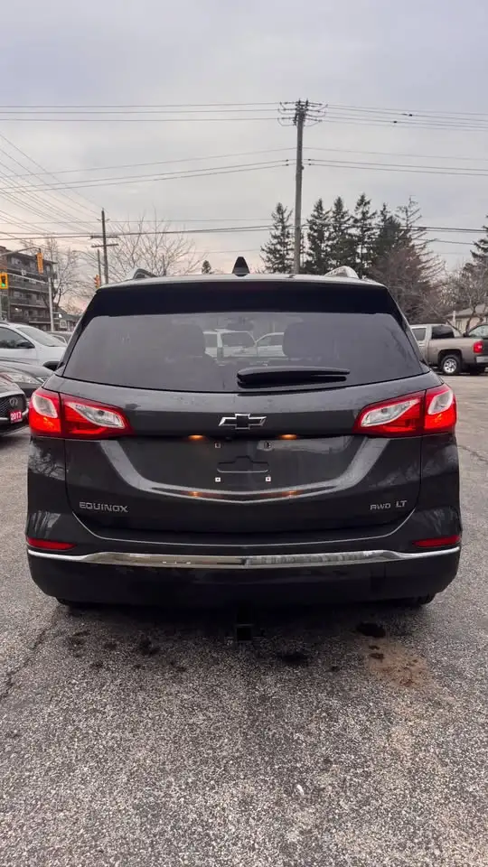 2020 Chevrolet Equinox AWD LT - Photo 5