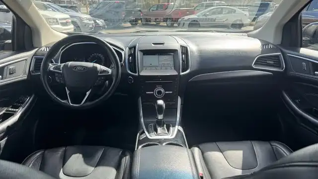 2018 Ford Edge Titanium - Photo 13