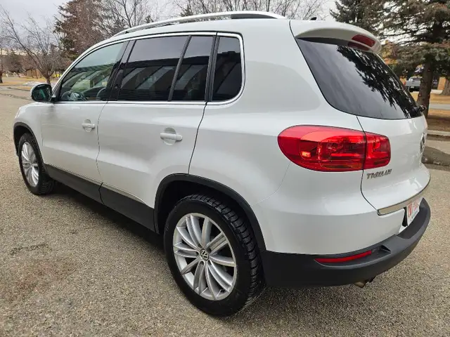 2017 Volkswagen Tiguan Comfortline 2.0L Turbo AWD - Photo 4
