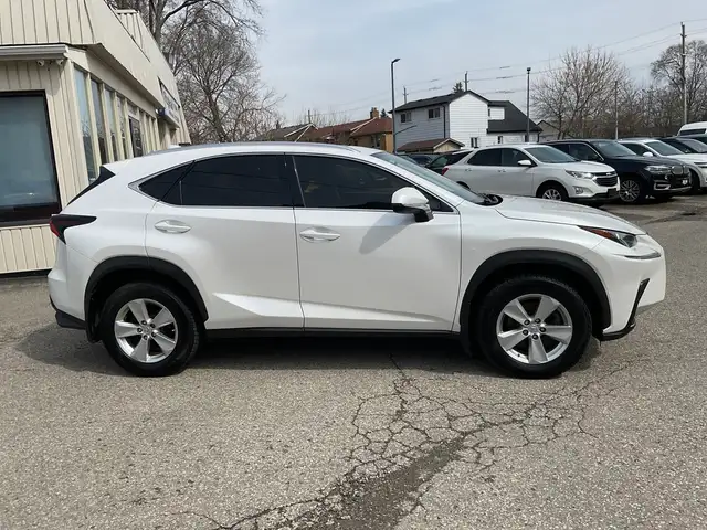2021 Lexus NX 300 Premium AWD - RED LEATHER! CAR PLAY! BACK-UP C - Photo 9