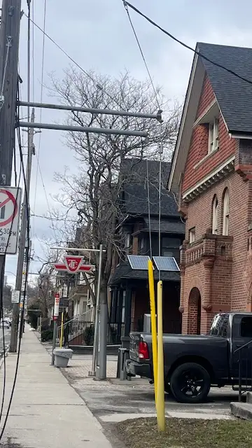 (SUBLEASE) Prime Location! Steps to UofT & Spadina Stn – All-Inc - Photo 4