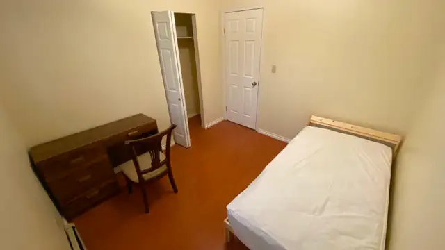 Cozy Private Furnished Room for Rent @ Central Vancouver