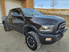 2018 Ram 2500 Powerwagon Laramie 6.4L Hemi 6.4ft standard box