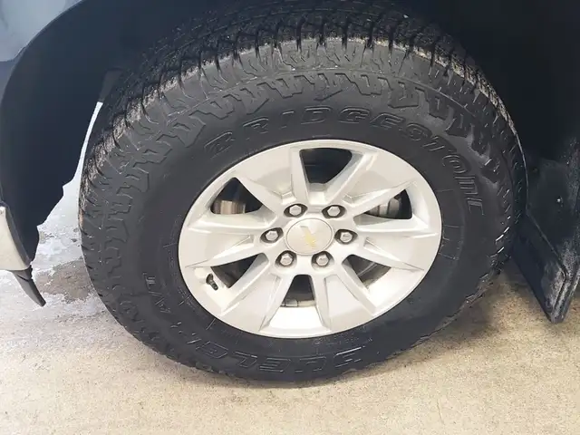 2023 Chevrolet Silverado 1500 LT 4WD - Crew, 5.3L, Trailering Pa - Photo 3